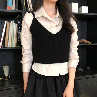 V-neck knit bustier