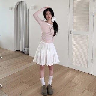Ribbon lace layered style T-shirt
