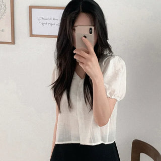 Frill collar puff blouse