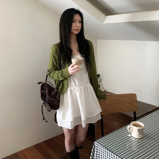 Slim round neck knit cardigan