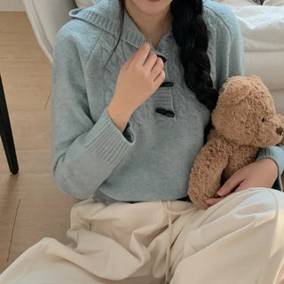 Hooded wool cable knit sweater