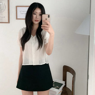 Frill collar puff blouse