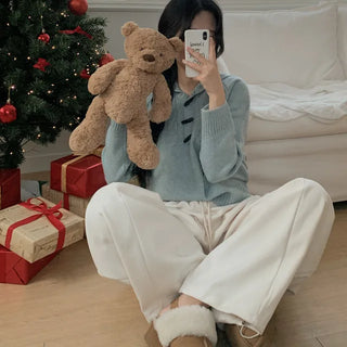 Hooded wool cable knit sweater