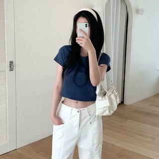 Basic short-sleeved T-shirt