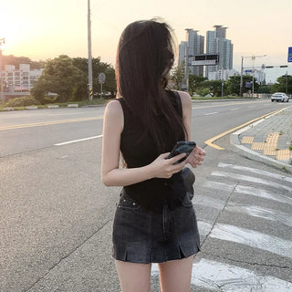 [2 colors] Collared halter neck shirred camisole blouse