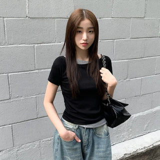 One-off shoulder layered T-shirt