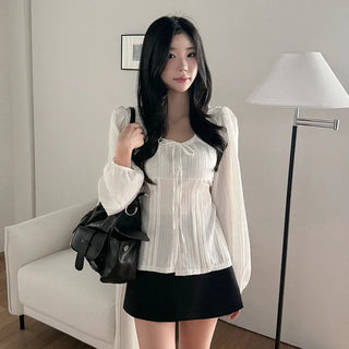 Frill puff blouse