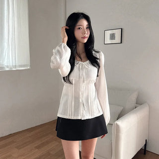 Frill puff blouse