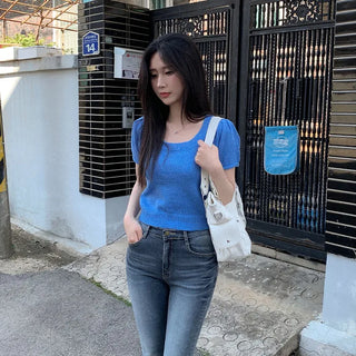 Round neck puff blouse