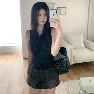 [2 colors] Collared halter neck shirred camisole blouse