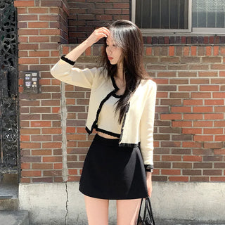 (Set) V-neck cropped sleeveless top & cardigan set