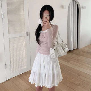 Ribbon lace layered style T-shirt