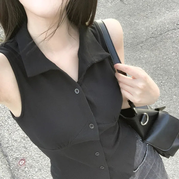 [2 colors] Collared halter neck shirred camisole blouse