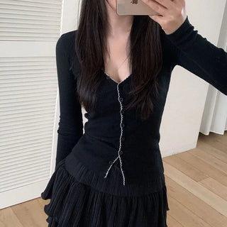 Slim-fit two-tone ribbed V-neck cardigan