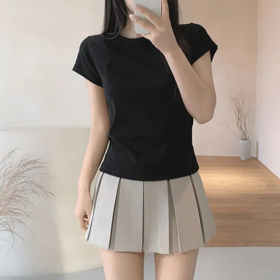 Round neck short-sleeved basic T-shirt