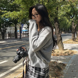 Lambswool Loose Fit Basic Gray V-Neck Knit
