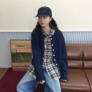 Round wool cardigan