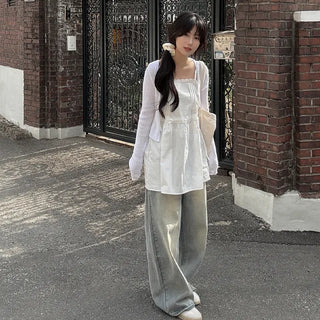 Lace ribbon shirred sleeveless blouse