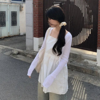 Lace ribbon shirred sleeveless blouse