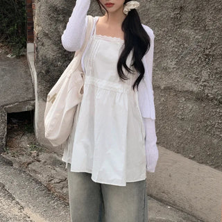 Lace ribbon shirred sleeveless blouse