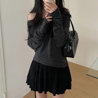 Striped Border Off-Shoulder Button T-Shirt