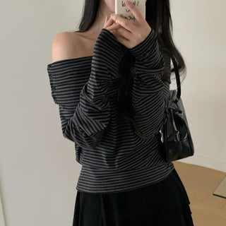 Striped Border Off-Shoulder Button T-Shirt