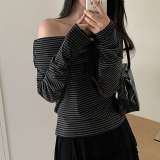Striped Border Off-Shoulder Button T-Shirt