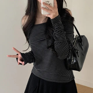Striped Border Off-Shoulder Button T-Shirt