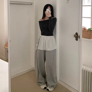 Off-shoulder striped slim T-shirt