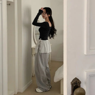 Off-shoulder striped slim T-shirt