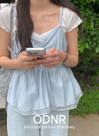 Ribbon sleeveless blouse