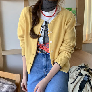 Wool knit cardigan