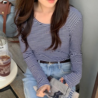 Long-sleeved U-neck ribbed striped T-shirt