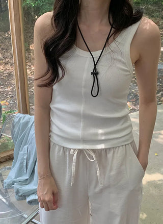 Slit Point Sleeveless