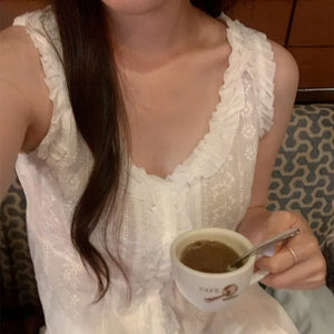 sleeveless