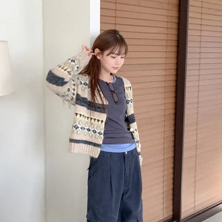 Wool jacquard knit cardigan