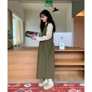 Cute long sleeveless dress