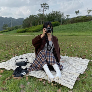 High-waisted elastic long flared check skirt