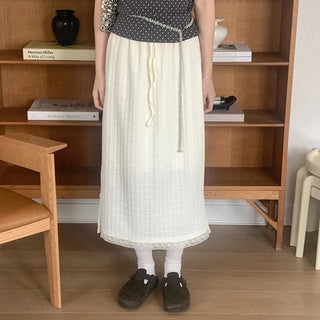 Checked embossed long skirt