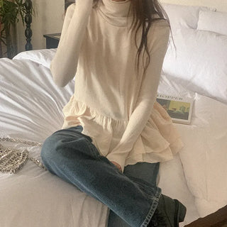 Frilled sleeveless blouse