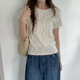 Flower eyelet punched short-sleeved T-shirt