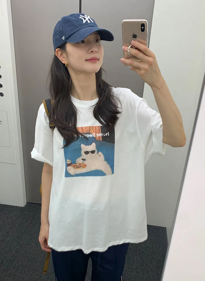 Kitchen Cat Oversized Short-Sleeved T-Shirt