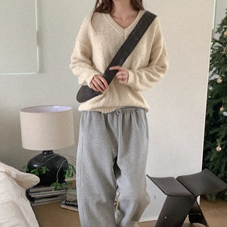 Wool Natural V-Neck Knit