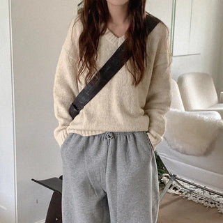 Wool Natural V-Neck Knit