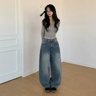 Pleated wide-leg denim pants