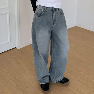 Pleated wide-leg denim pants