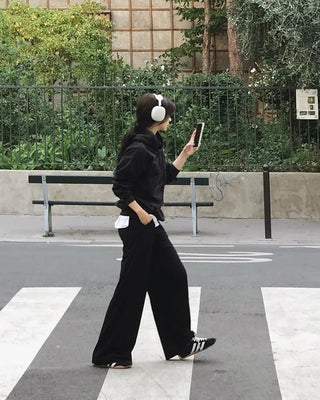 Wide training pants