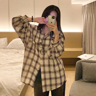 Long-sleeved oversized vintage shirt
