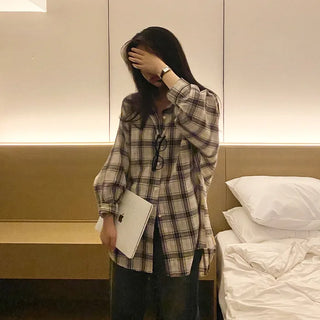 Long-sleeved oversized vintage shirt