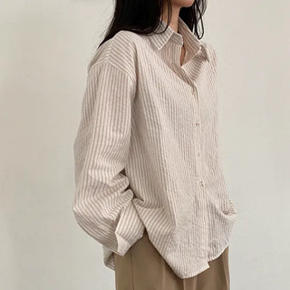 Long-sleeved striped oversized shirt